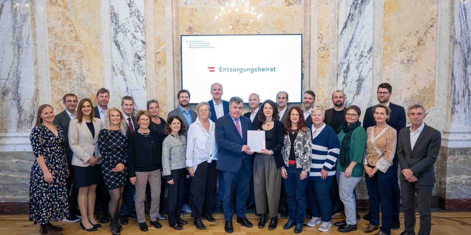 Der Entsorgungsbeirat bei der 14. Sitzung